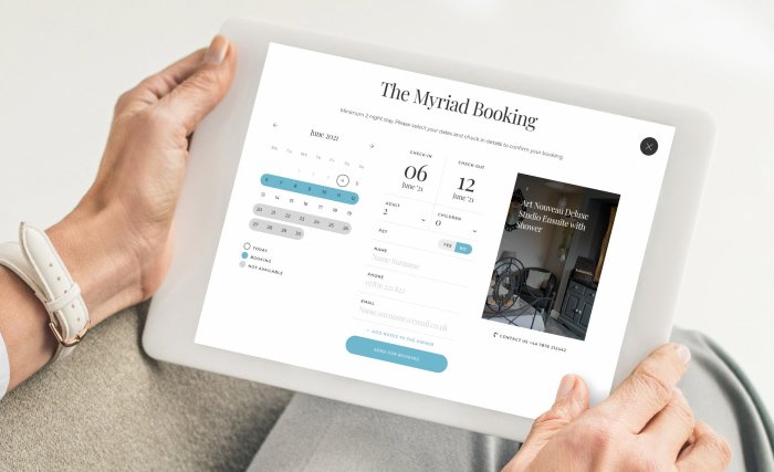 Online holiday booking websites with price alerts